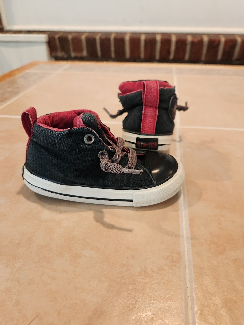 Size 7 Toddler Boys Converse